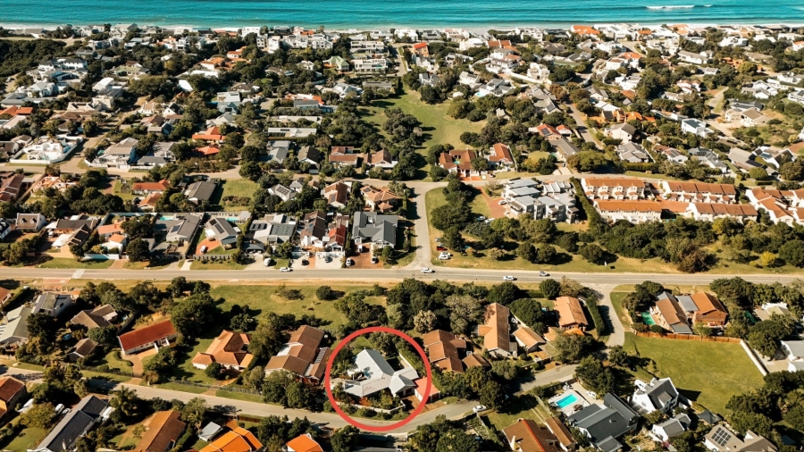 4 Bedroom Property for Sale in Lower Robberg Western Cape